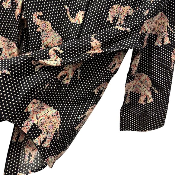 Chicos Black & White Paisley Elephant Print Button-Up Shirt Size 10 blouse - Picture 9 of 12